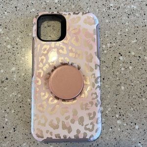 Pop socket Otter-box Case iPhone 11